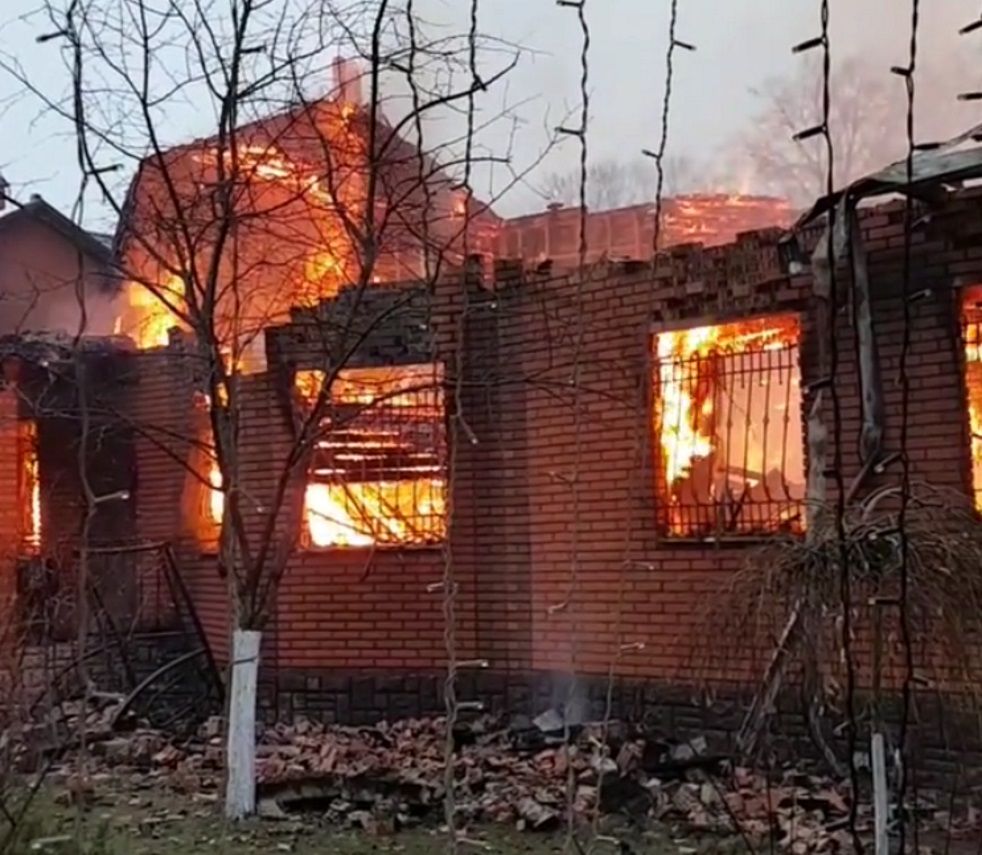 В Пушкинском районе сгорел дом известного эстрадного артиста