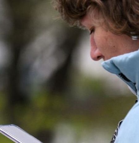 Жители Подмосковья могут воспользоваться помощником в приложении «Почты России»