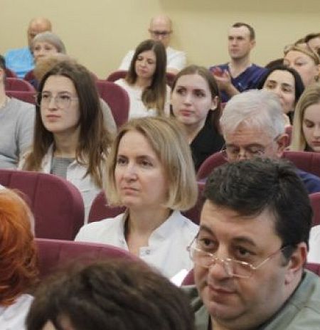 Плодотворно и с зарядом на текущую трудовую неделю