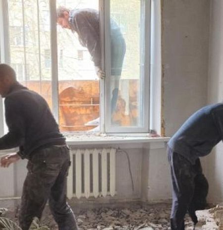 В Красноармейске завершили черновую отделку в здании для новой детской поликлиники