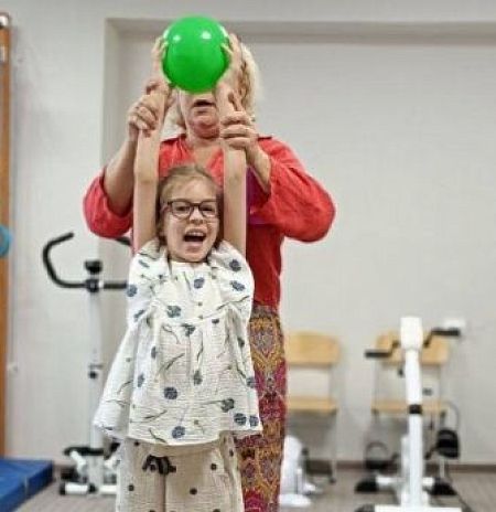 10 млрд рублей — на качество жизни: как Подмосковье поддерживает людей с инвалидностью